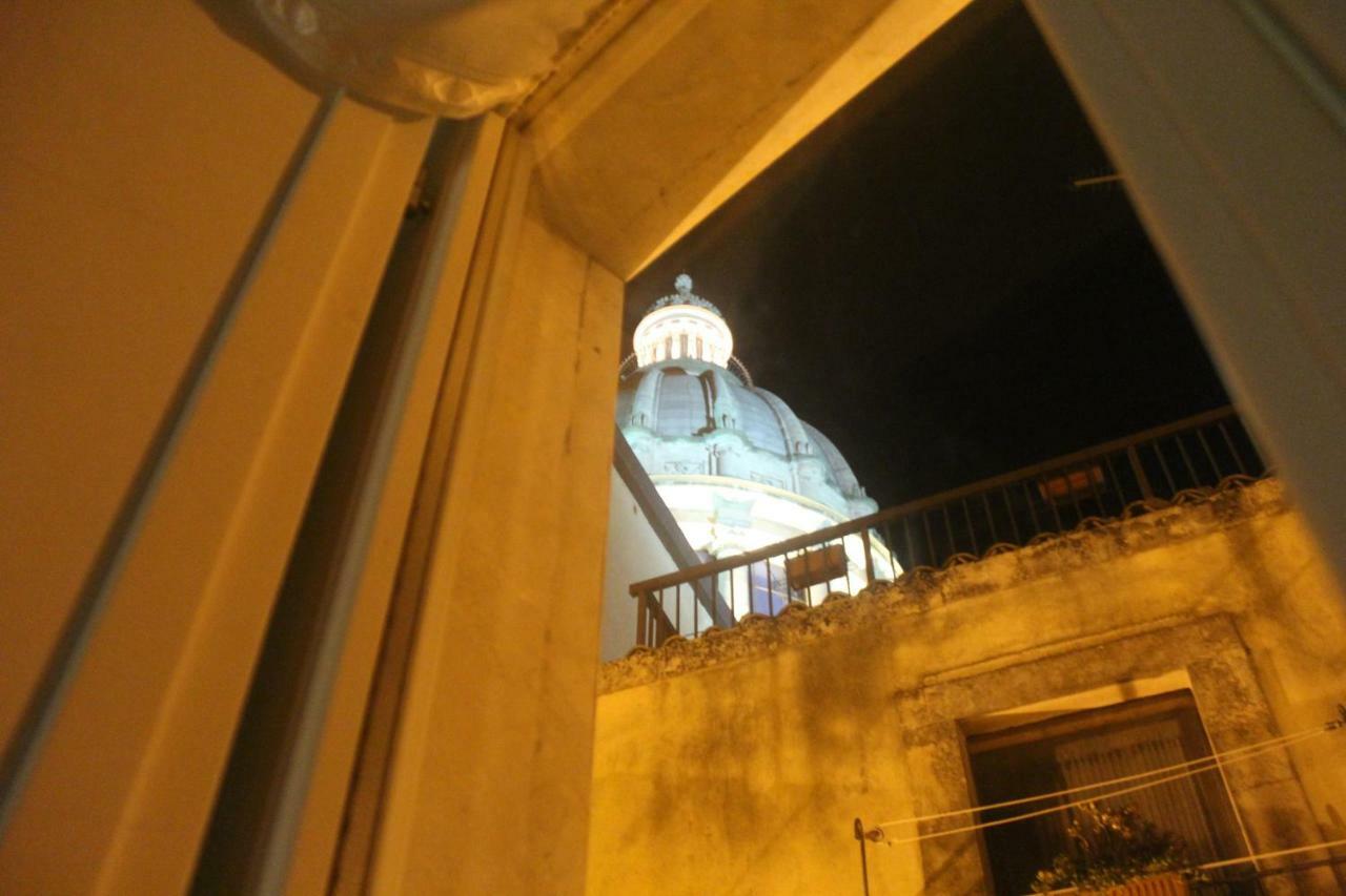 Specula Domus - Ibla Villa Ragusa Eksteriør billede